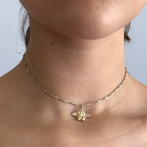 Jewelry - Gold frasier jewelry angle choker